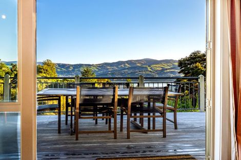 Photo of property in 20 Quail Crescent, Takamatua, 7581