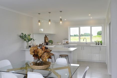 Photo of property in 21a Madison Street, Carterton, 5713