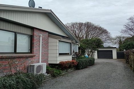 Photo of property in 12 Deller Drive, Carterton, 5713