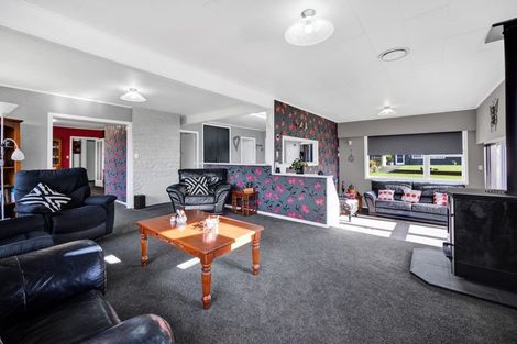 Photo of property in 15 Ariel Street, Stratford, 4332