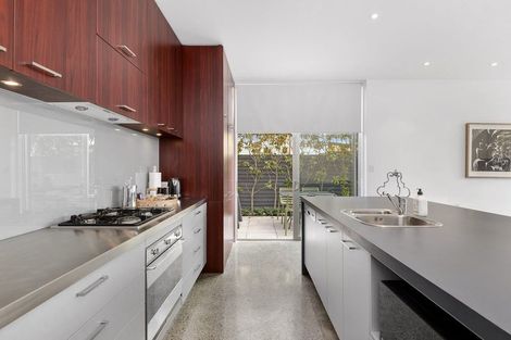 Photo of property in 18 Marriner Street, Sumner, Christchurch, 8081