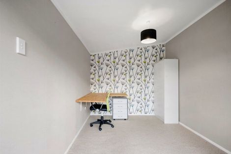 Photo of property in 43 Berkley Avenue, Hillcrest, Hamilton, 3216