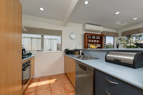 Photo of property in 5/103 Swanson Road, Henderson, Auckland, 0610