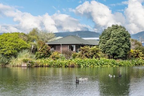 Photo of property in 1 Lake View Court, Paraparaumu, 5032
