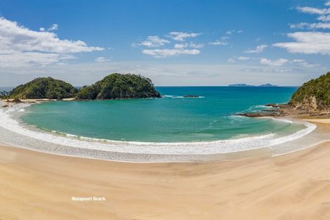 Photo of property in 20 Waetford Road, Matapouri, Whangarei, 0173