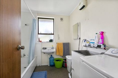 Photo of property in 9a City View Grove, Harbour View, Lower Hutt, 5010