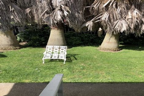 Photo of property in 2 Frank Hewitt Street, Pukekohe, 2120