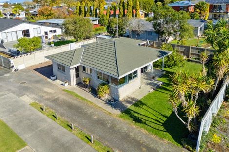 Photo of property in 20 Morrow Avenue, St Andrews, Hamilton, 3200