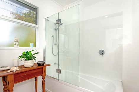 Photo of property in 53 Grant Road, Whataupoko, Gisborne, 4010