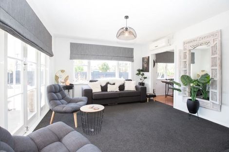 Photo of property in 24 Macdonald Road, Glenview, Hamilton, 3206