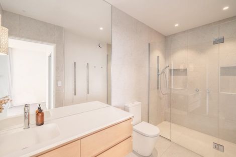 Photo of property in 83 Major Hornbrook Road, Mount Pleasant, Christchurch, 8081