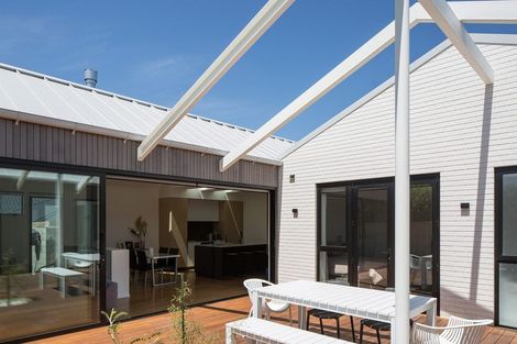 Photo of property in 1 Bunz Road, Halswell, Christchurch, 8025