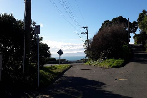 Photo of property in 11 Te Pari Pari Road, Pukerua Bay, 5026