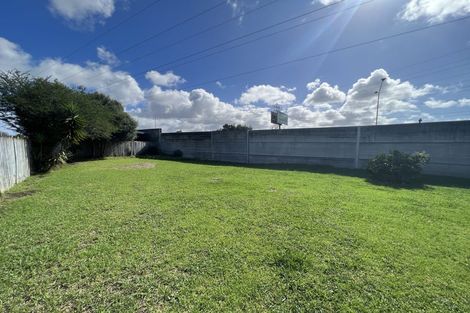 Photo of property in 25 Marewa Street, Te Atatu South, Auckland, 0610