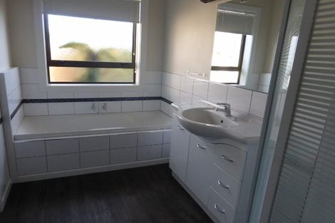 Photo of property in 5 Bencard Place, Hoon Hay, Christchurch, 8025