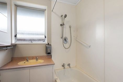 Photo of property in 69 Arran Crescent, Woolston, Christchurch, 8062