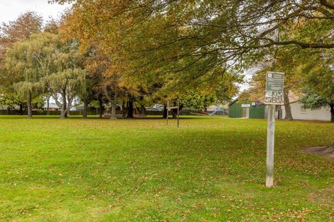 Photo of property in 4 Colina Street, Avonhead, Christchurch, 8042
