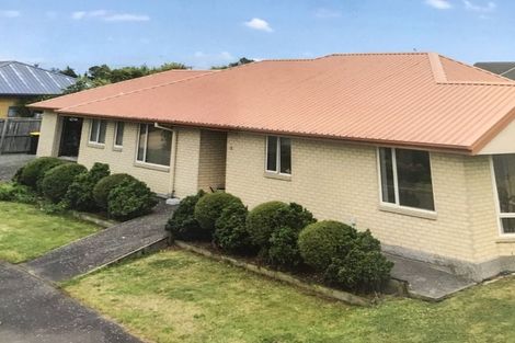 Photo of property in 15 Hawkins Place, Rangiora, 7400