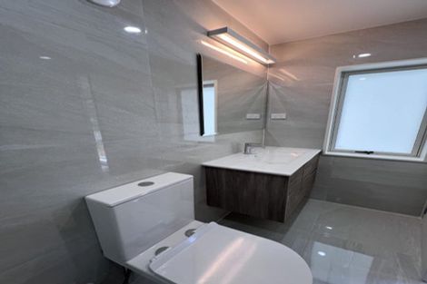 Photo of property in 9 Sheralee Place, Bucklands Beach, Auckland, 2014