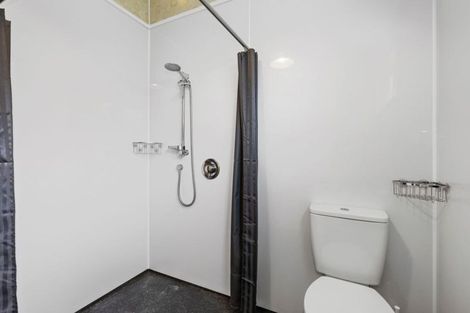 Photo of property in 2/345 Muritai Road, Eastbourne, Lower Hutt, 5013