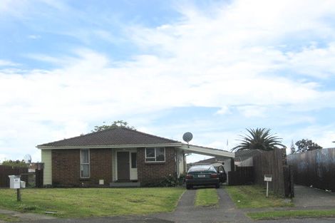 Photo of property in 21 Wenlock Place, Manurewa, Auckland, 2102