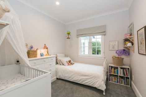 Photo of property in 9 Gillean Street, Havelock North, 4130