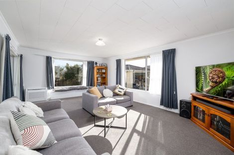 Photo of property in 1 Carlisle Street, Waimate, 7924