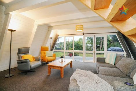 Photo of property in 84 Ruru Avenue, Otatara, Invercargill, 9879