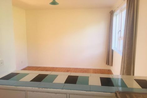 Photo of property in 1b Durham Street, Cannons Creek, Porirua, 5024