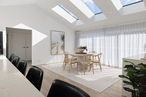 Photo of property in 112 Karewa Parade, Papamoa Beach, Papamoa, 3118