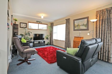 Photo of property in 33 Kereru Street, Waikiwi, Invercargill, 9810