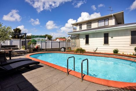 Photo of property in 7 Princes Street, Hawera, 4610