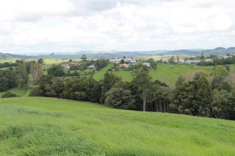 Photo of property in 16 Matai Drive, Maungaturoto, 0520