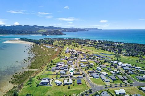 Photo of property in 113 Kelly Jade Avenue, Matarangi, Whitianga, 3592