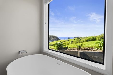 Photo of property in 26 Taha Puke Road, Okura Bush, Albany, 0794