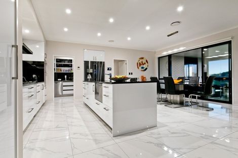 Photo of property in 10 Waimaki Way, Gulf Harbour, Whangaparaoa, 0930