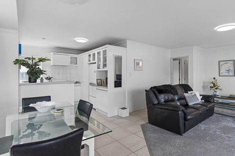 Photo of property in 11c Oceanbeach Road, Mount Maunganui, 3116