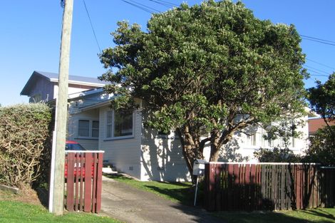 Photo of property in 5 Shortland Street, Khandallah, Wellington, 6035