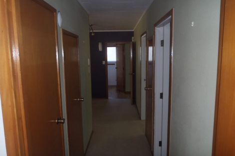 Photo of property in 8 Salamanca Road, Sunnynook, Auckland, 0620