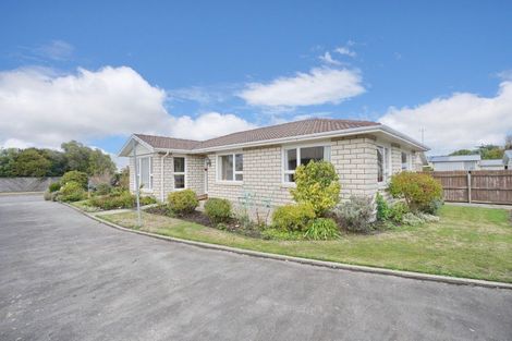 Photo of property in 12 Seadown Crescent, Amberley, 7410