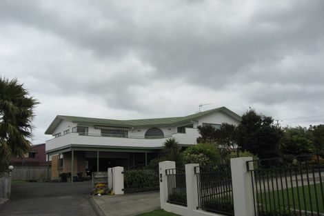 Photo of property in 15 Fishermans Cove, Army Bay, Whangaparaoa, 0930