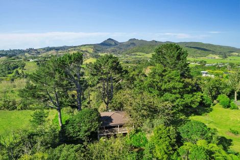 Photo of property in 27 Donnelly Street, Oakura, 4314