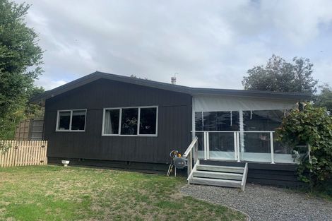 Photo of property in 38 William Street, Waikanae Beach, Waikanae, 5036