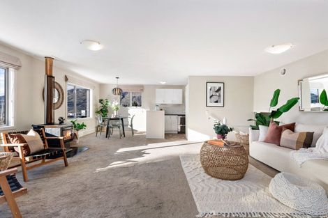 Photo of property in 72 Jims Way, Frankton, Queenstown, 9371