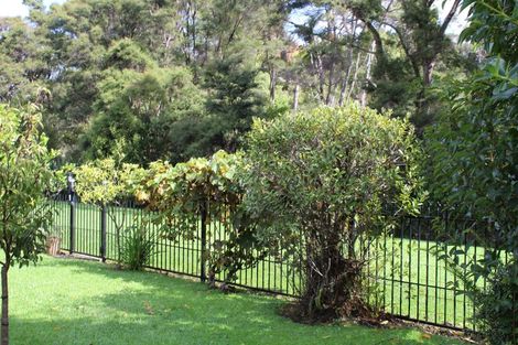 Photo of property in 14 Waimoko Glen, Swanson, Auckland, 0612