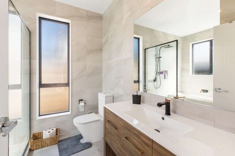 Photo of property in 17 Piripono Crescent, Pukekohe, 2120