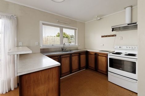 Photo of property in 16 Esmeralda Avenue, Avondale, Auckland, 1026