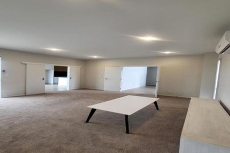 Photo of property in 2 Nohoanga Road, Karaka, Papakura, 2113