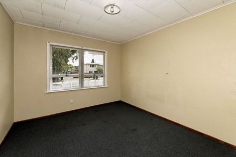 Photo of property in 16 Esmeralda Avenue, Avondale, Auckland, 1026