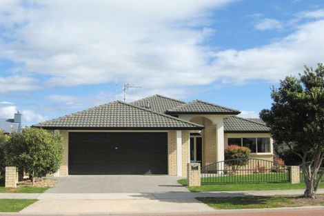 Photo of property in 81 Kahira Crescent, Papamoa Beach, Papamoa, 3118